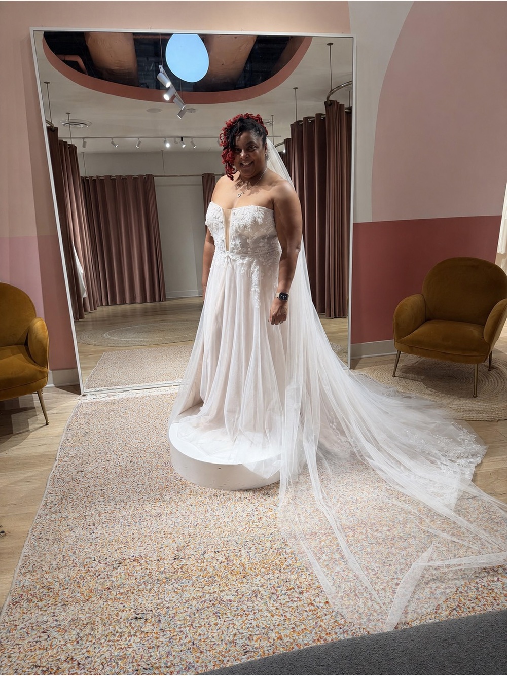 BRAND-NEW VOW’D FAE WEDDING DRESS. SIZE 24